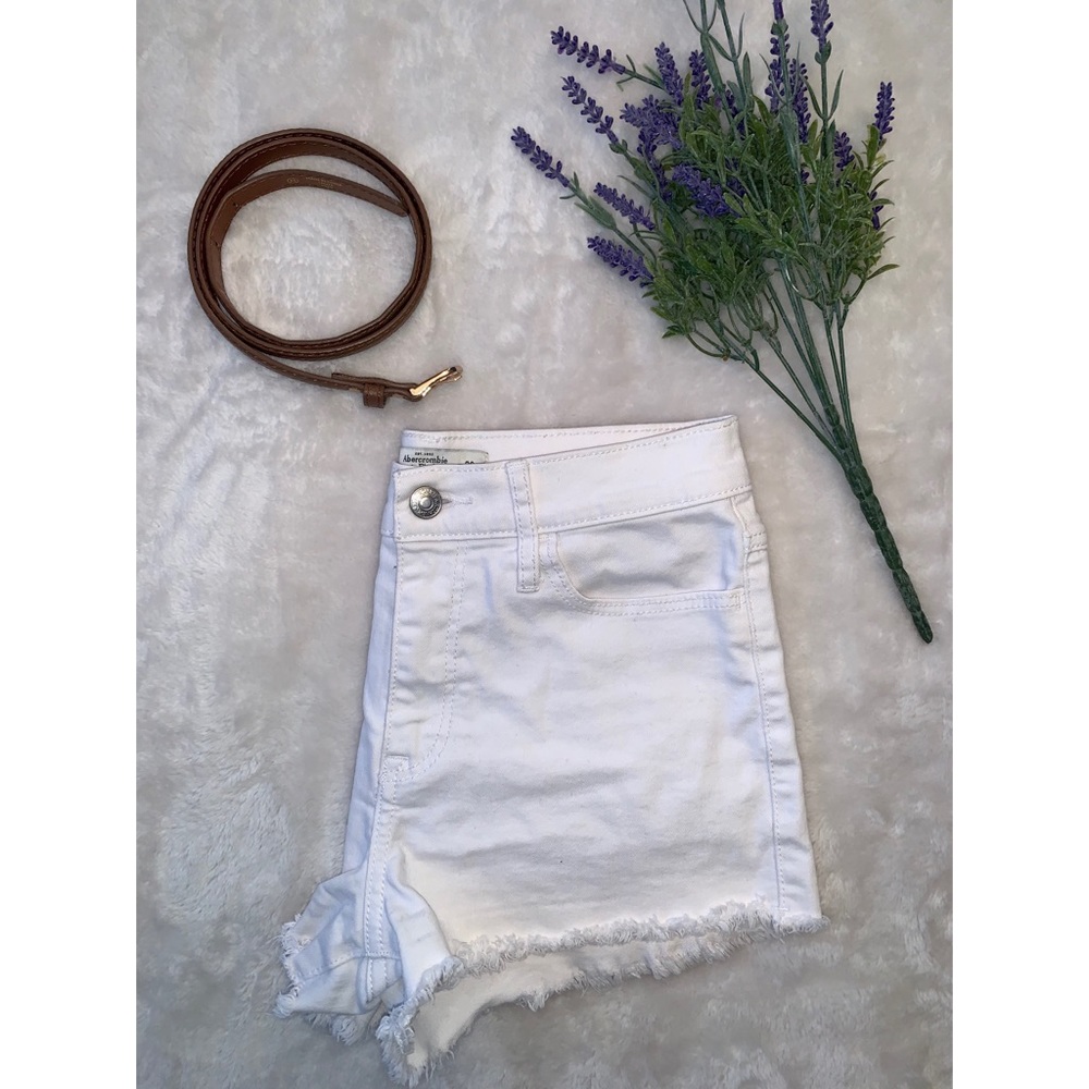 ✨3/$25 A&F High Waisted White Denim Shorts